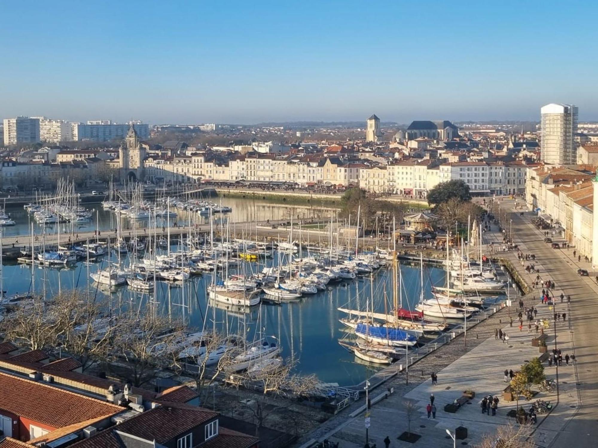 Studio Ensoleille Au Bord De Mer Avec Balcon Et Parking, Proche Centre Et Plage - La Rochelle - Fr-1-535-51 Extérieur photo