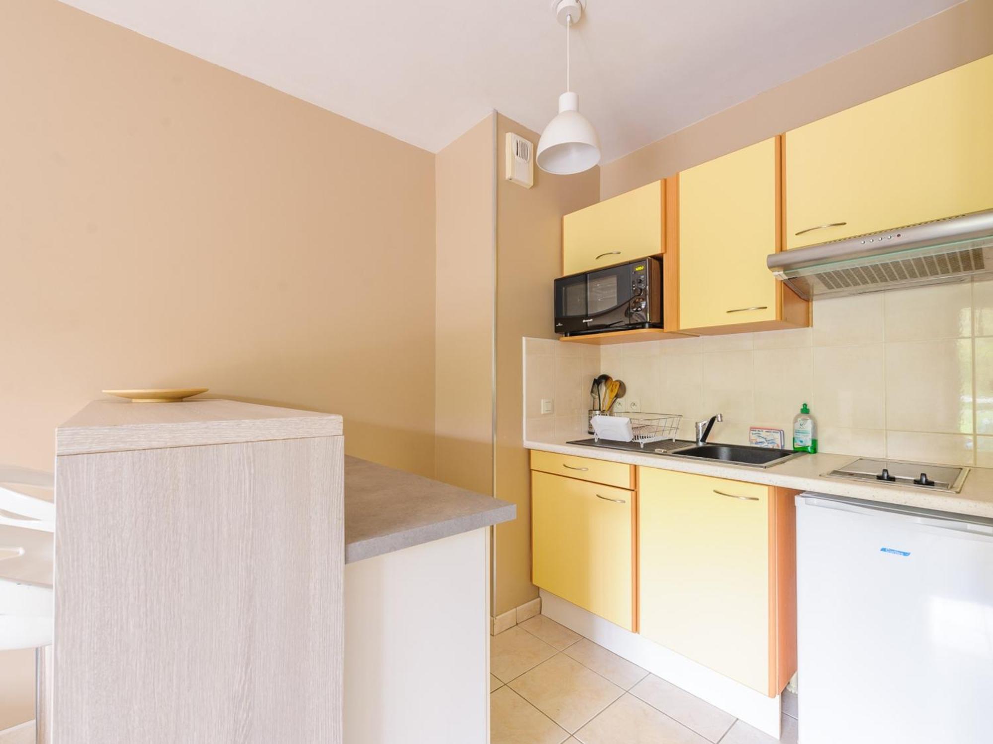 Studio Ensoleille Au Bord De Mer Avec Balcon Et Parking, Proche Centre Et Plage - La Rochelle - Fr-1-535-51 Extérieur photo